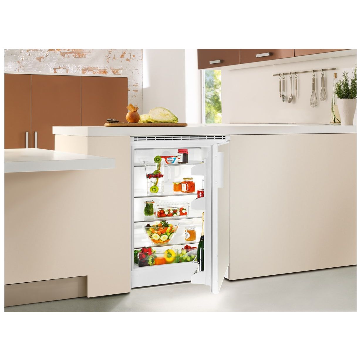 Chłodziarka podblatowa UK 1720 Comfort - obrazek 3